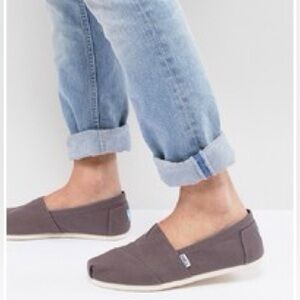 Toms Women’s Gray/Purple Slip-On Loafers